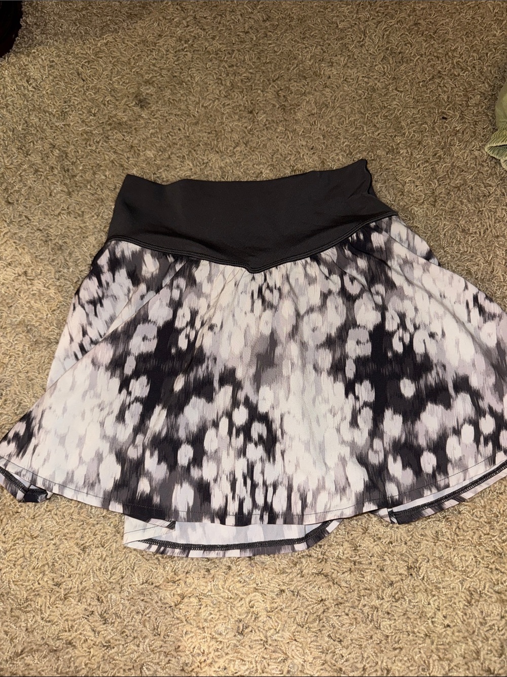 Offline by Aerie grey and White Printed A-Line Women's athletic  Skirt